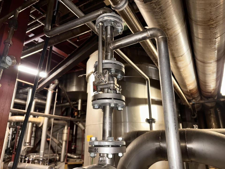 2021 ADCA Regulating valve with Smart Positioner from ABB image