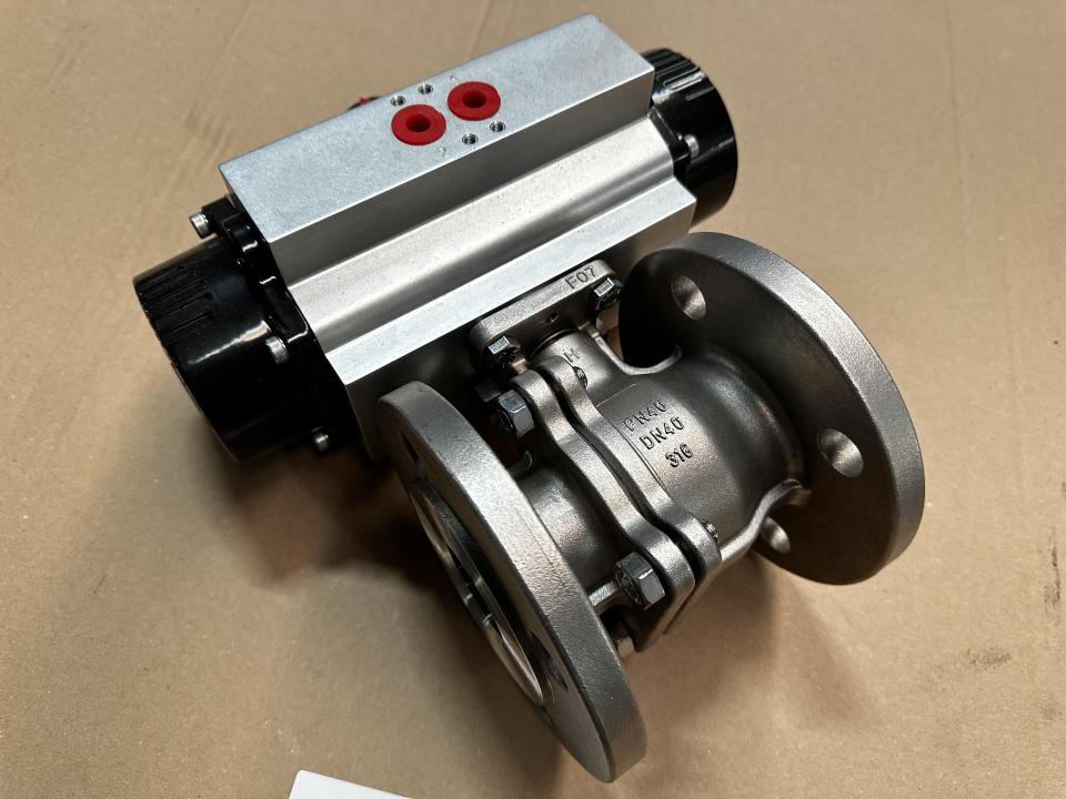 Brass ball valve DN40 with pneumatic actuator Valves