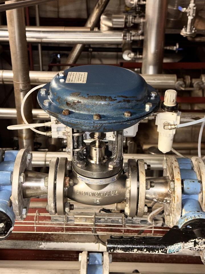 Regulating valve with Smart Positioner from YTC Valves