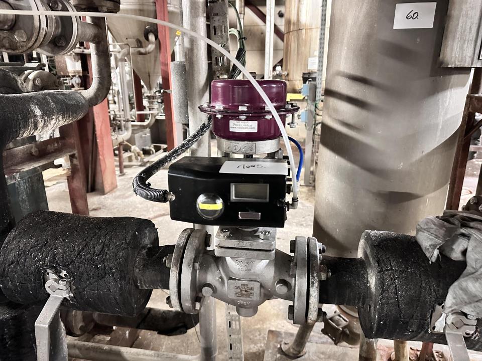 Regulating valve with Smart Positioner from ABB Valves