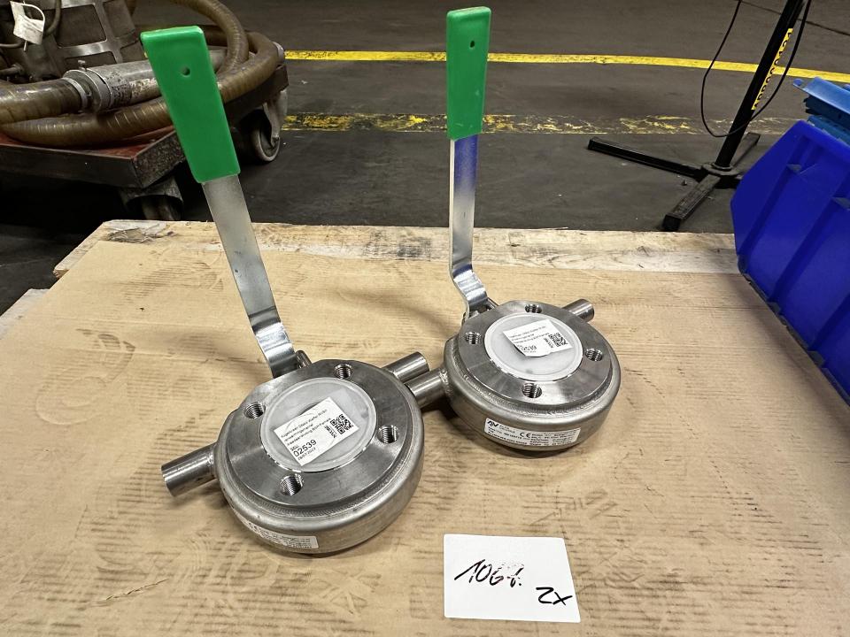 Ball valve PN 10-40 Valves